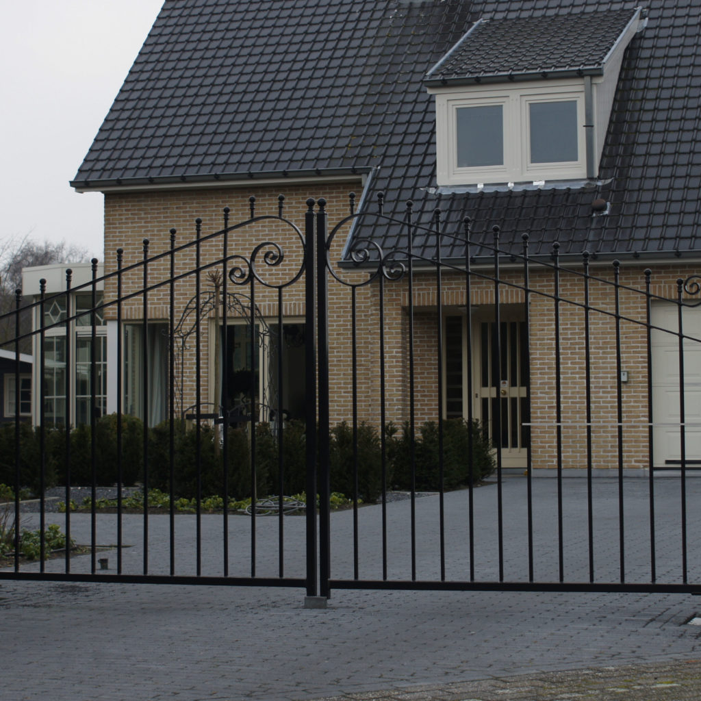 Draaipoort — voorbeeld Dubbele draaipoort 25