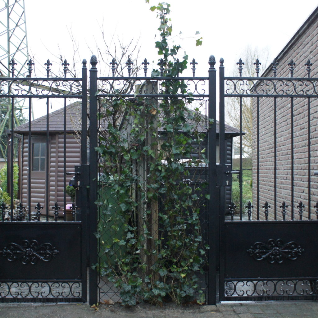 Draaipoort — voorbeeld Sierpoort 11